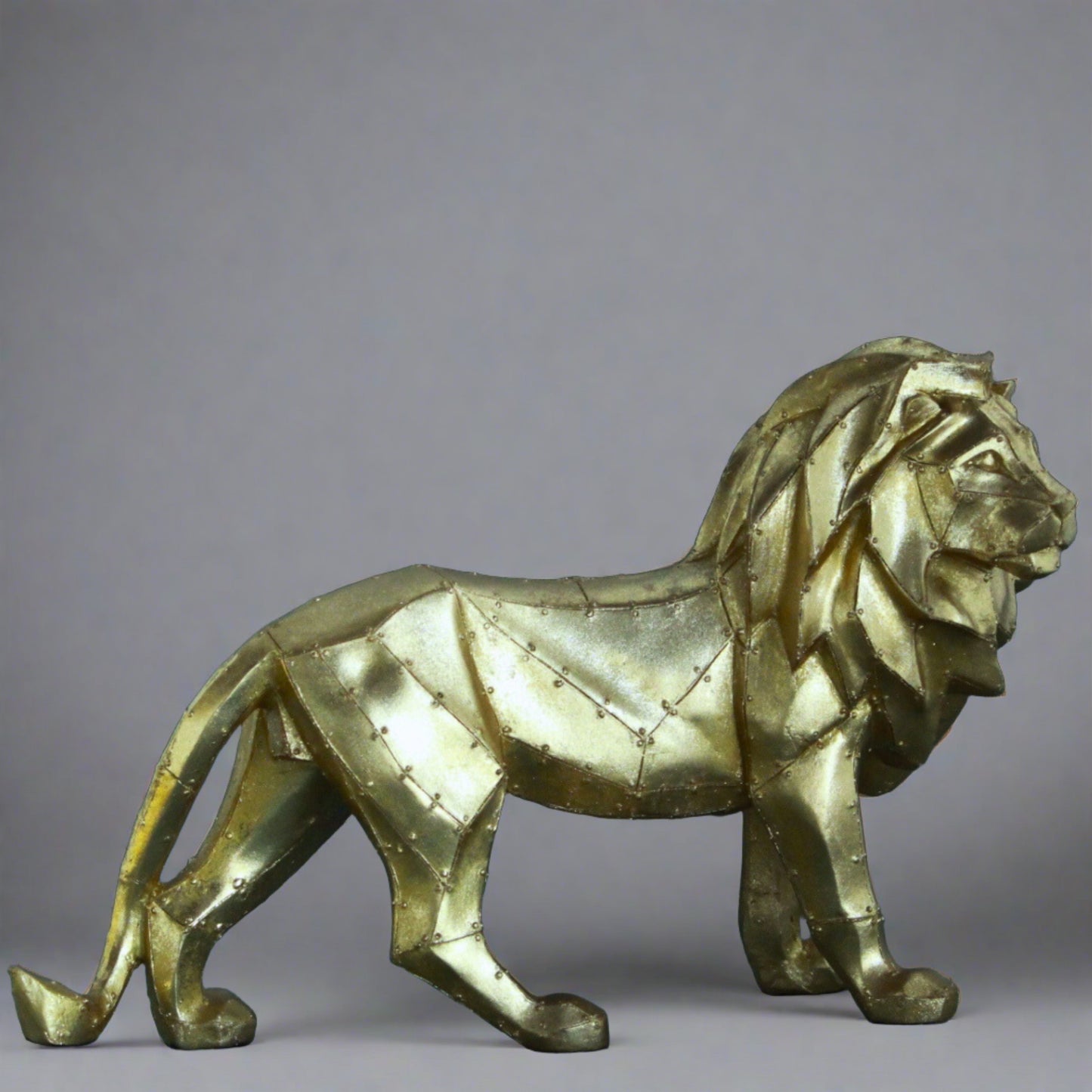 Lion Statue Showpiece