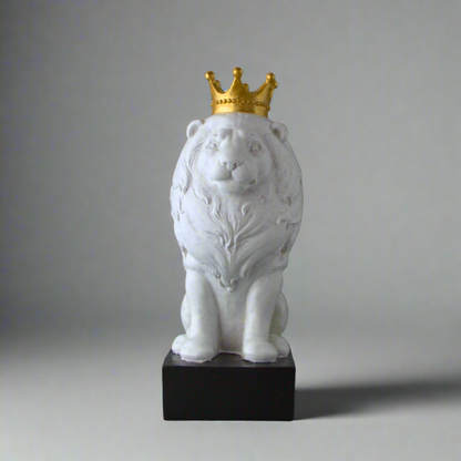 White Lion King with Crown Showpiece