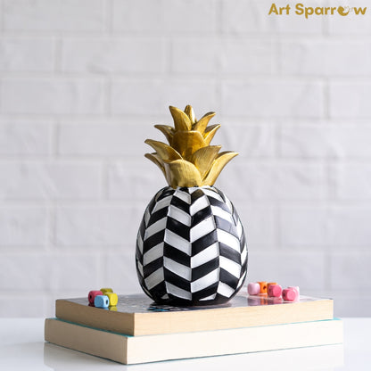 Minimalist Fruit decor Showpiece of Polyresin