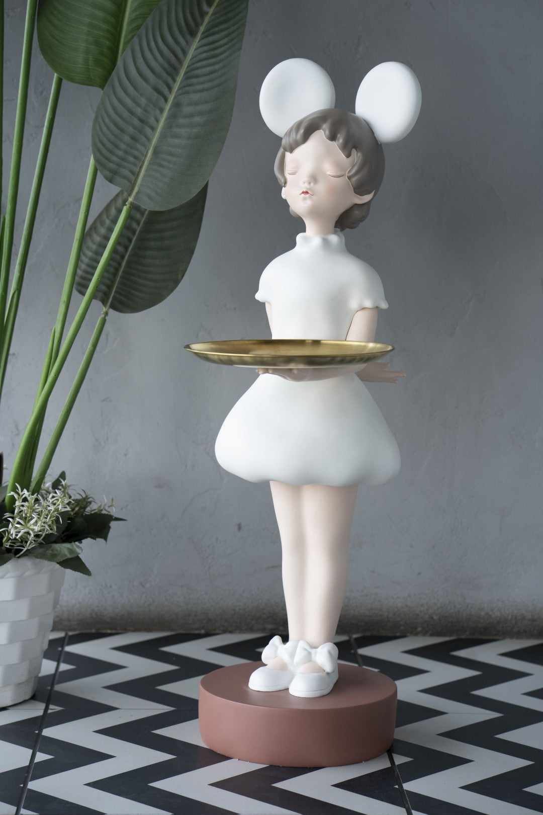 Doll Greeting Polyresin Decor Statue Multicolor