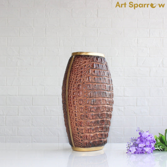 Clay Vase textured Flower Decor